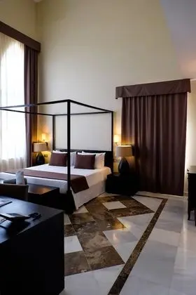 Double Club Palace