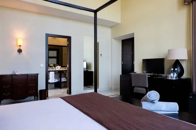 Double Club Palace