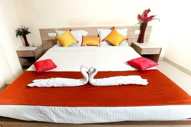 Deluxe Tek Büyük Yataklı Oda, 1 Çift Kişilik Yatak, Şehir Manzaralı