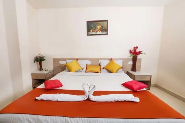 Deluxe Tek Büyük Yataklı Oda, 1 Çift Kişilik Yatak, Şehir Manzaralı