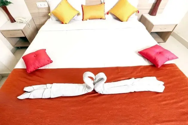 Deluxe Tek Büyük Yataklı Oda, 1 Çift Kişilik Yatak, Şehir Manzaralı