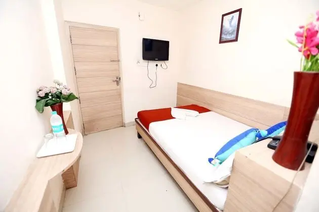 Deluxe Tek Büyük Yataklı Oda, 1 Çift Kişilik Yatak, Şehir Manzaralı