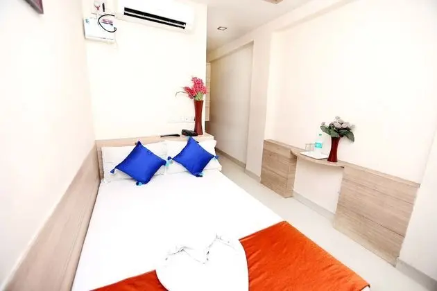 Deluxe Tek Büyük Yataklı Oda, 1 Çift Kişilik Yatak, Şehir Manzaralı