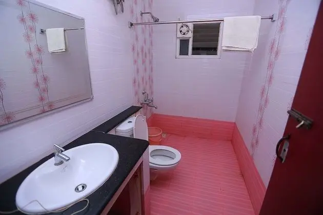 Süit, Sigara İçilebilir, Plaj Manzaralı