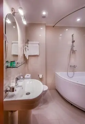 Junior Tek Büyük Yataklı Oda