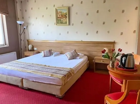 Deluxe Tek Büyük veya İki Ayrı Yataklı Oda