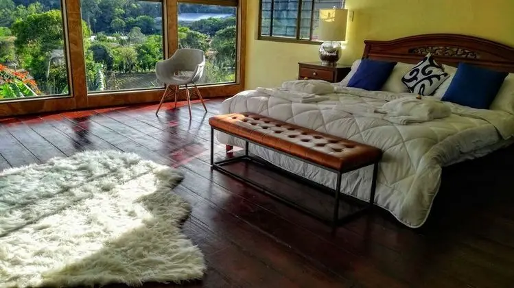 Honeymoon Stüdyo, Sıcak Su Havuzu, Vadi Manzaralı
