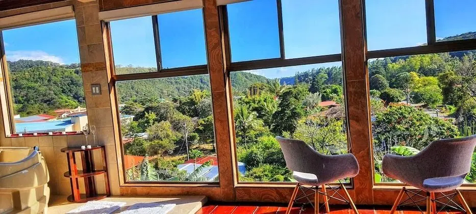 Honeymoon Stüdyo, Sıcak Su Havuzu, Vadi Manzaralı