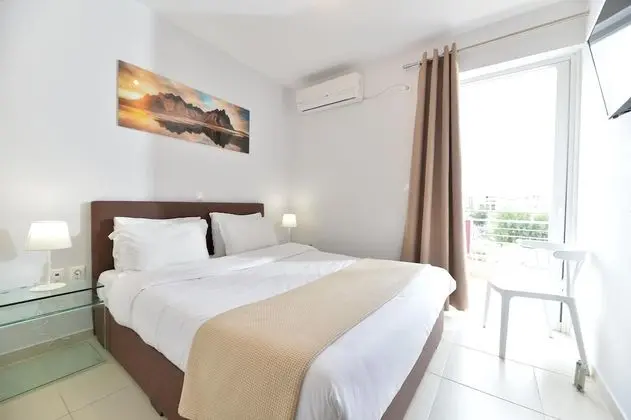 Deluxe Plus Apartment