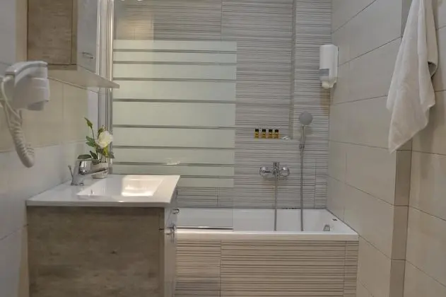 Deluxe Plus Apartment