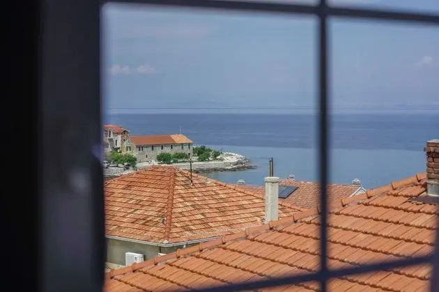 Apart Daire (Aleks - 80m from the sea - A2(3+2))