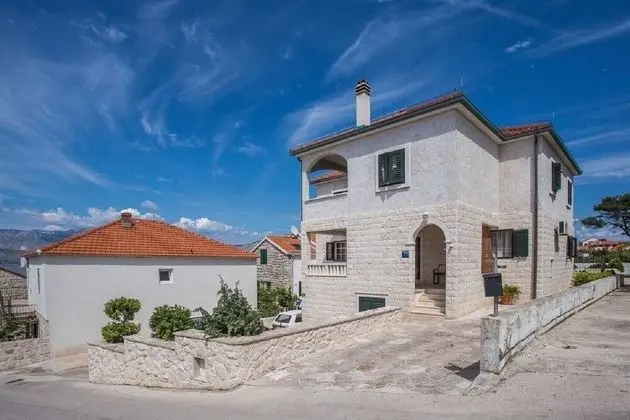 Apart Daire (Aleks - 80m from the sea - A2(3+2))