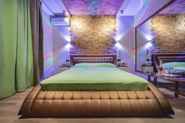 Honeymoon Süit, Jakuzi