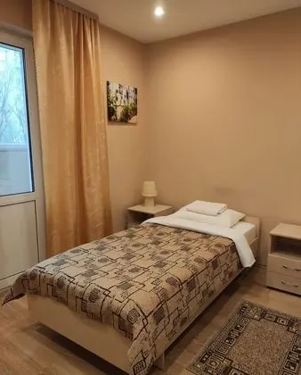 Economy Oda, Avlu Manzaralı