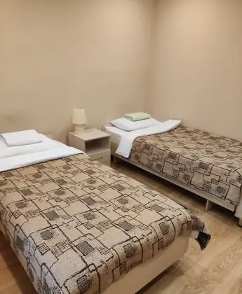 Economy Oda, Avlu Manzaralı
