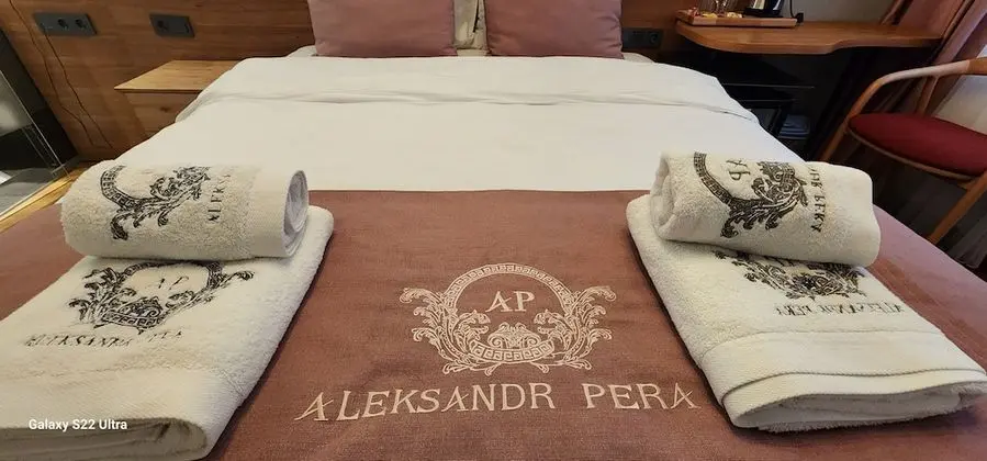 Standard Tek Büyük Yataklı Oda