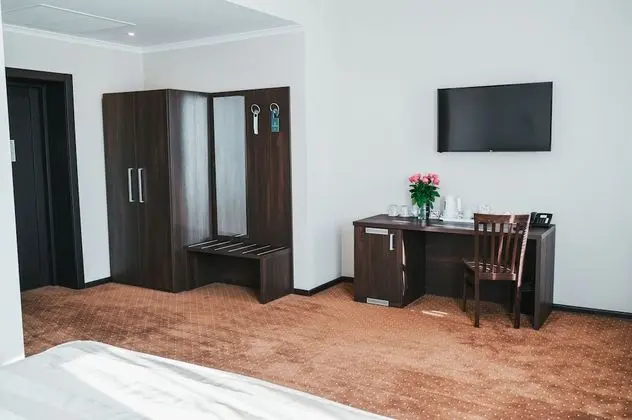 Superior Tek Büyük veya İki Ayrı Yataklı Oda