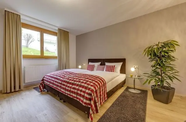 Stüdyo, Ek Bina (Large, 300m from main building)