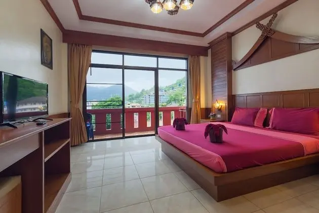 Deluxe Tek Büyük Yataklı Oda