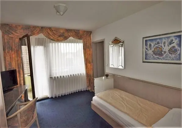 Tek Kişilik Oda (103)