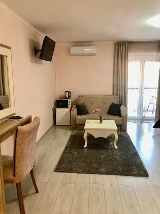 Deluxe Üç Kişilik Oda