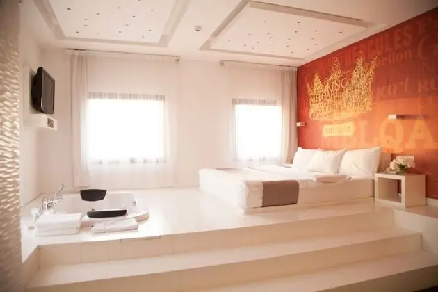 King Suite