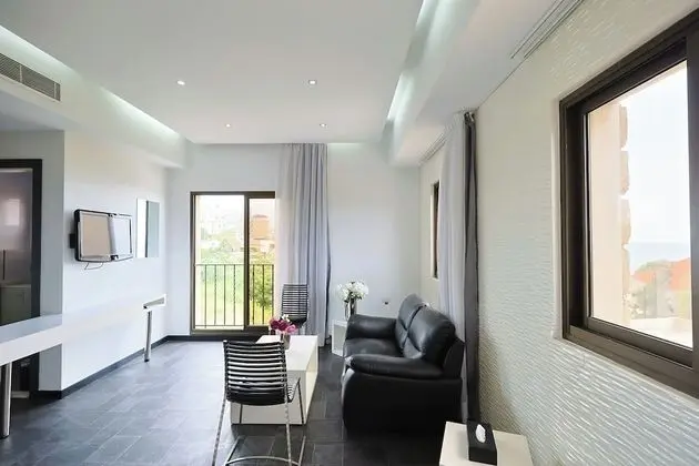 Standard Suite