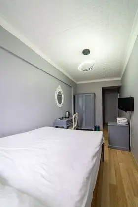 Basic Tek Büyük veya İki Ayrı Yataklı Oda, 1 Yatak Odası