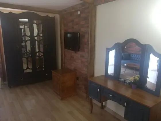 Economy Triple Room,1 Bedroom(Basement with Window)