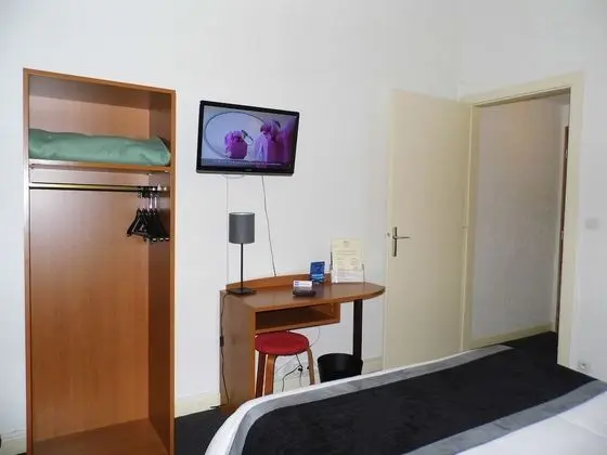 Standard Tek Büyük Yataklı Oda