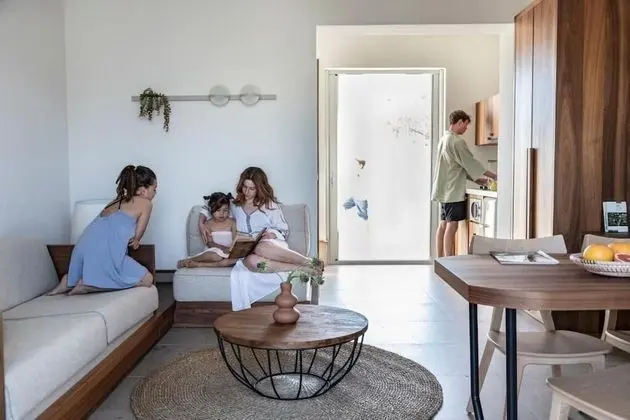 Friends & Family Suite, Private Pool, Sea View