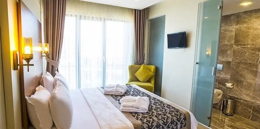 Deniz Manzarali Suite Oda
