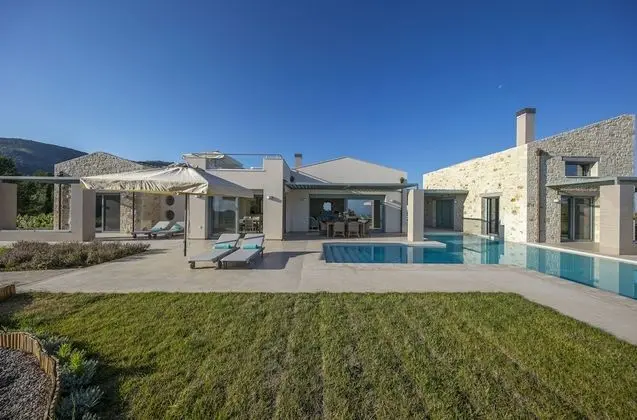 Deluxe Villa, Havuz Kullanımı