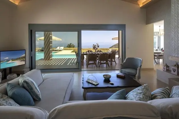 Superior Villa, Havuz Kullanımı