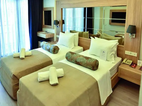 Çift Kişilik, Şehir Manzaralı, Mutfaklı