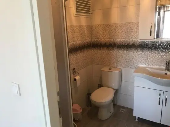 Üç Kişilik Oda