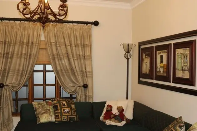 Lavender Cottage (4Pax)1 King &2Singles