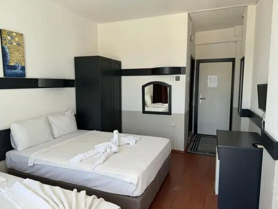 Standart Oda,Deniz Manzaralı,Balkonlu