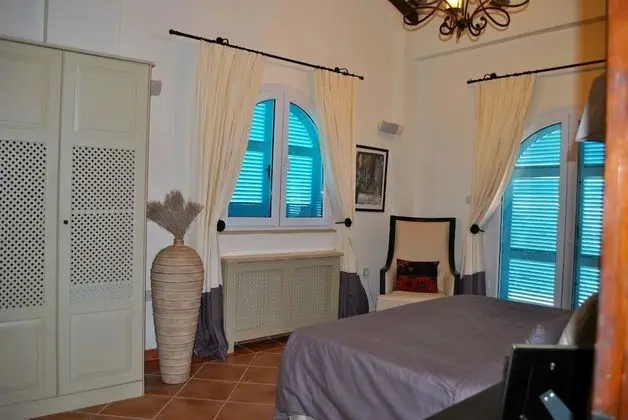 Villa, 4 Yatak Odası, Kişiye Özel Havuzlu