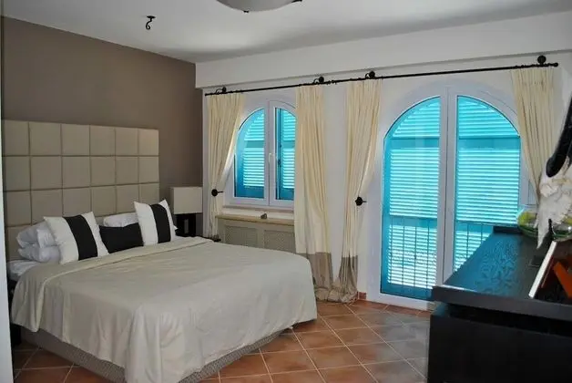Villa, 4 Yatak Odası, Kişiye Özel Havuzlu