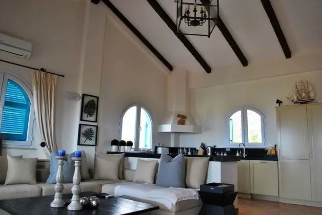 Villa, 4 Yatak Odası, Kişiye Özel Havuzlu