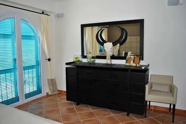Villa, 4 Yatak Odası, Kişiye Özel Havuzlu