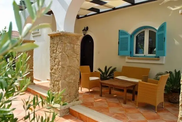 Villa, 4 Yatak Odası, Kişiye Özel Havuzlu