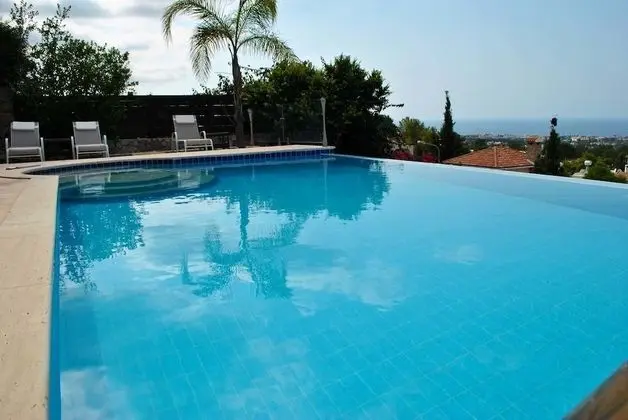 Villa, 4 Yatak Odası, Kişiye Özel Havuzlu