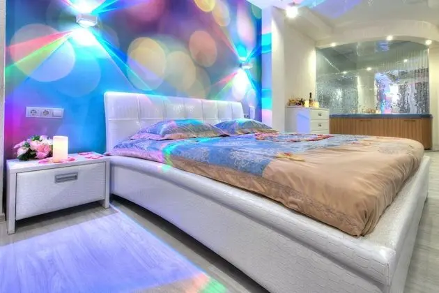 Honeymoon Tek Büyük Yataklı Oda, Jakuzi