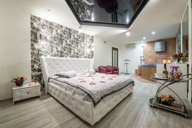 Honeymoon Tek Büyük Yataklı Oda, Jakuzi