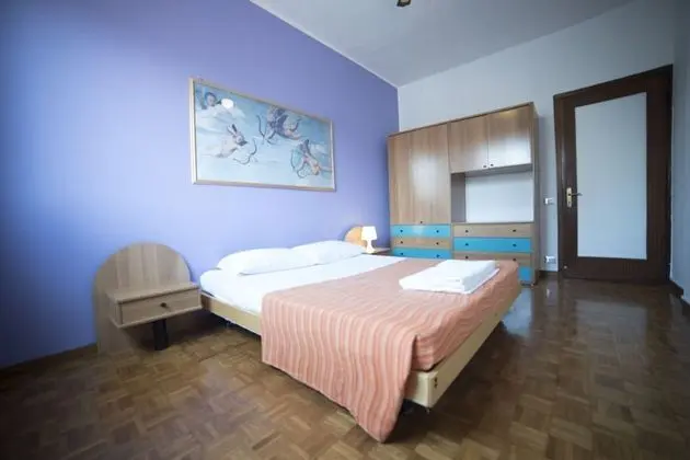 Tek Büyük Yataklı Oda, 1 Büyük (Queen) Boy Yatak, Ortak Banyo