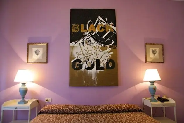 Standard Tek Büyük veya İki Ayrı Yataklı Oda