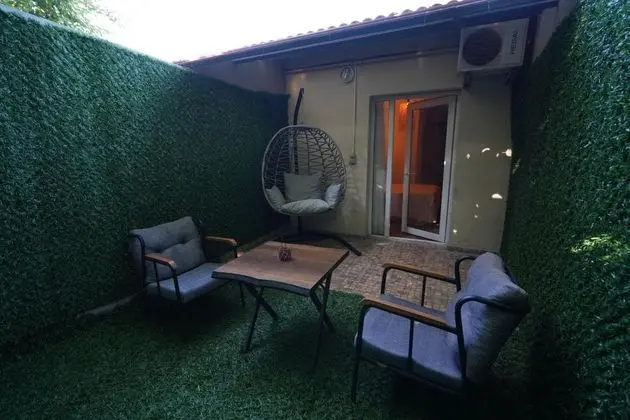 Çift Kişilik, Bahçe Manzaralı, Balkonlu