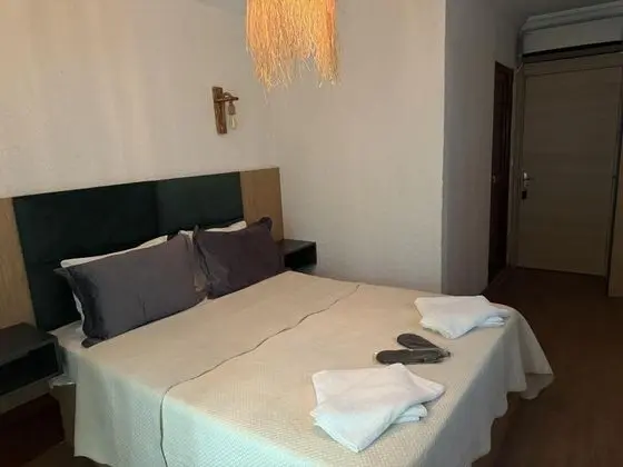 Çift Kişilik, Bahçe Manzaralı, Balkonlu